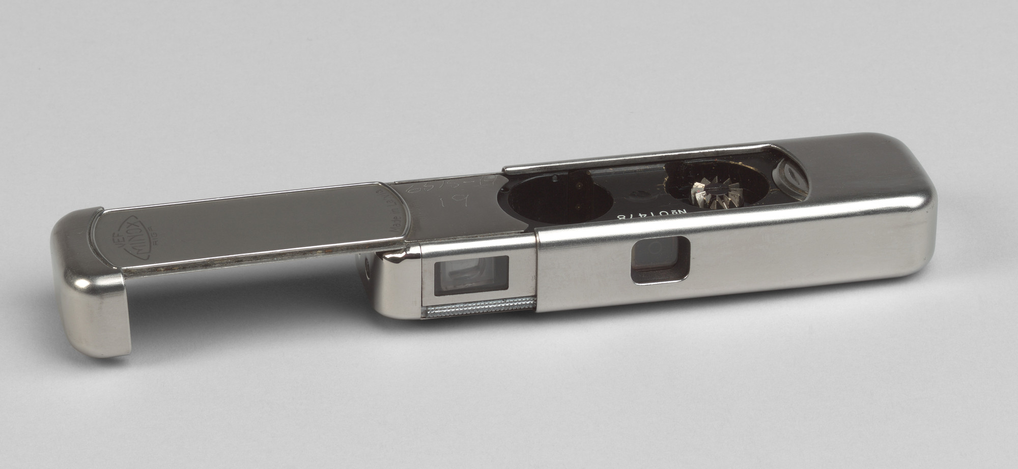 Walter Zapp. Minox VEF Riga Camera. 1936