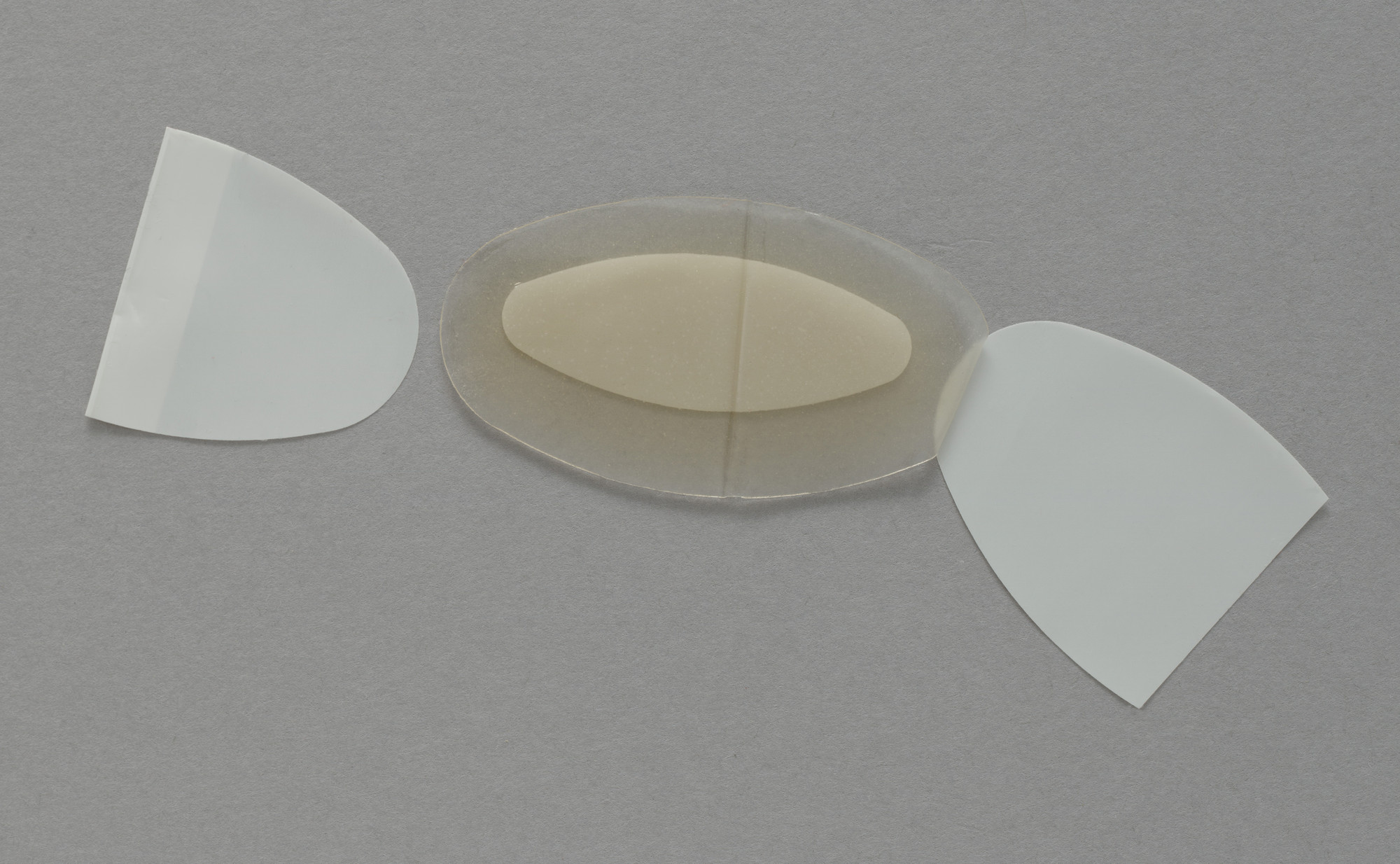 Coloplast A/S. Band-Aid Advanced Healing Blister. 2001