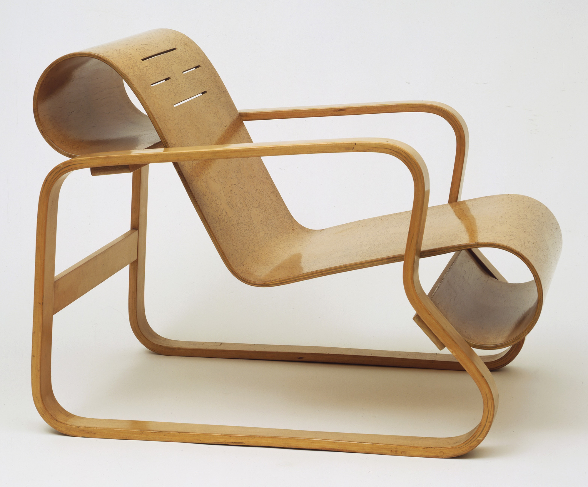 Alvar Aalto. Paimio Chair. 1931–1932 | MoMA