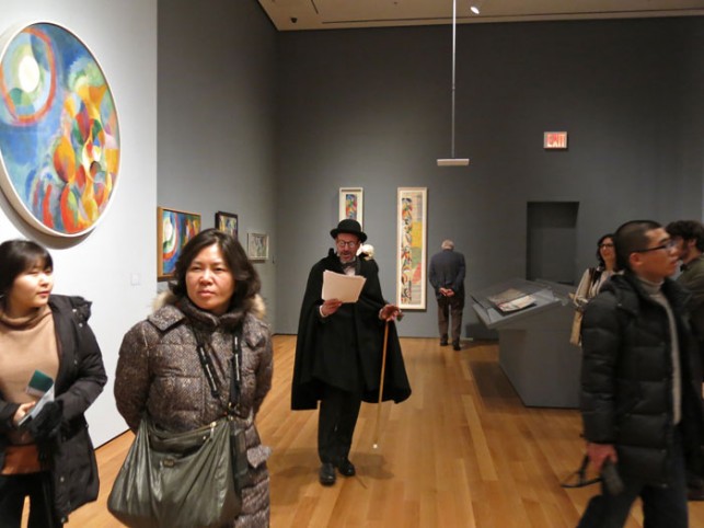 Kenneth Goldsmith intoning Russolo's "Art of Noise" manifesto in the <i>Inventing Abstraction</i> galleries,  February 2013. © 2013 Star Black