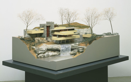 CRI_210348