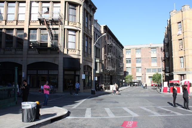 5)	Paramount Studios during  2014. Photo: Angeliki Kounava