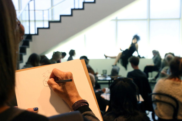 Sketching from Life drawing sessions at MoMA inspired by The Paris of Toulouse-Lautrec: Prints and Posters. Photo: Manuel Molina Martagon. © 2015 The Museum of Modern Art, New York