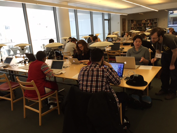 Volunteers at work. Photo: Sara Bodinson